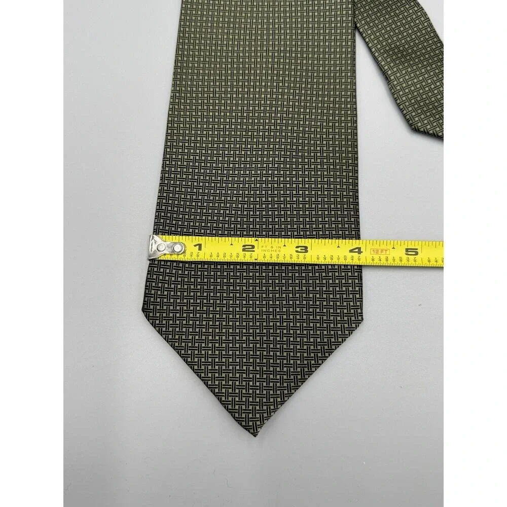 Tongue Tied Silk NY Necktie Tie Mens Geometric Tom McLellon 58